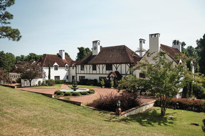 לינה וארוחת בוקר סאות'רן פיינס Duncraig Manor מראה חיצוני תמונה